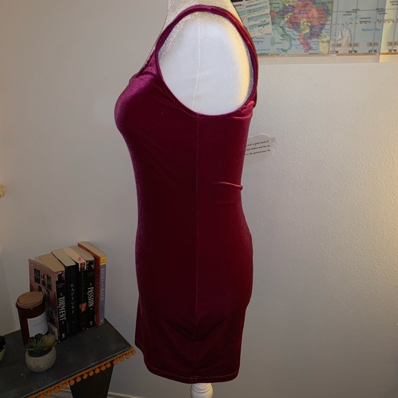 Urban Outfitters Hot Pink Velvet Dress - Picture 2 of 8